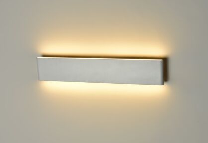 Kinkiet Norman M  AZzardo MB5932M AZ1683 wykonana z aluminium o białym wykończeniu LED 28,2 cm szerokości