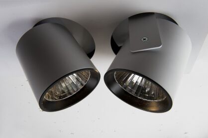 Oprawa natynkowa Auro Base 90 NT 90x2 CRI80 Labra  3.0549 prostokątna podstawa reflektory w kształcie tub różne kolory wkończenia LED