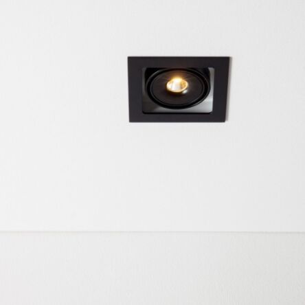 Lampa wpuszczana Tweet 50.1 mini.LED Labra  4.1160 z ramką LED techniczna kwadrat z ramką ruchoma głowica różne kolory wykończenia
