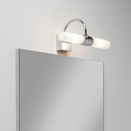 Kinkiet Dayton 0335 IP44 chrom mleczne szkło nad lustro1044001