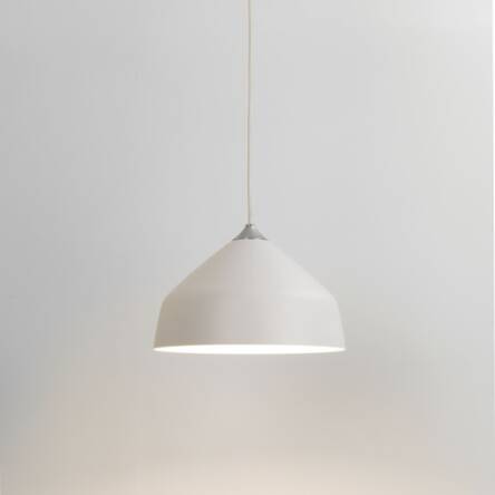 Lampa wisząca Ginestra 300- Astro 7810 minimalistyczny wygląd biały metal rozszerzający się klosz 30 cm