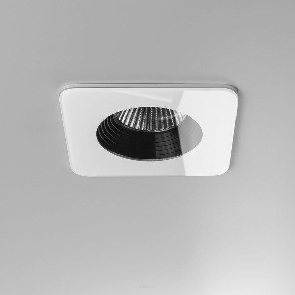 Oprawa sufitowa Vetro Square  Astro Lighting 1254014 Wpuszczana kwadratowa biała IP65