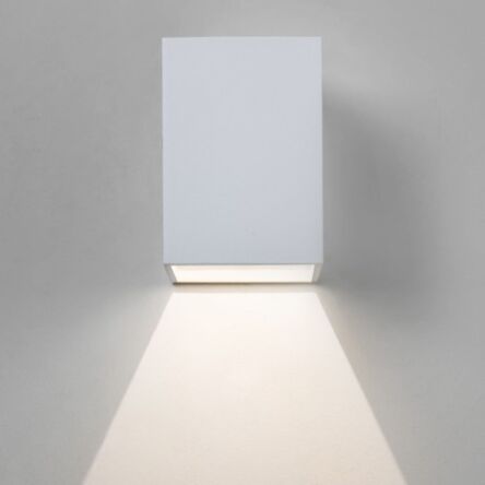 Lampa ścienna Astro Oslo 100 7493 techniczna biała świeci jednostronnie IP64 1298005